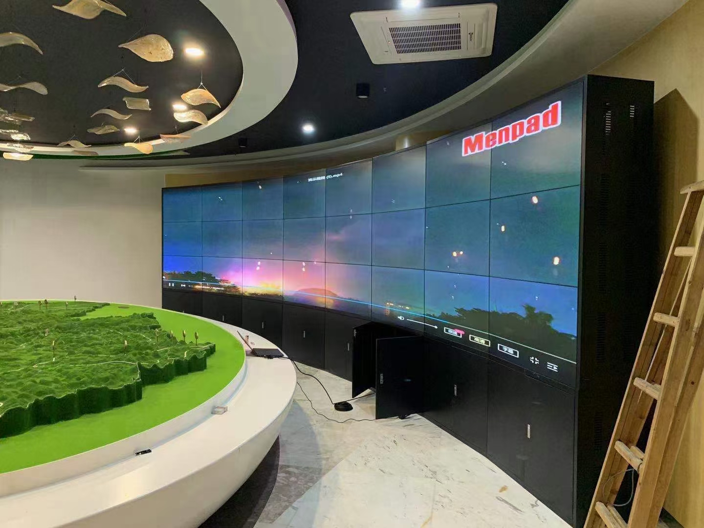 剑阁拼接屏安装案例展示